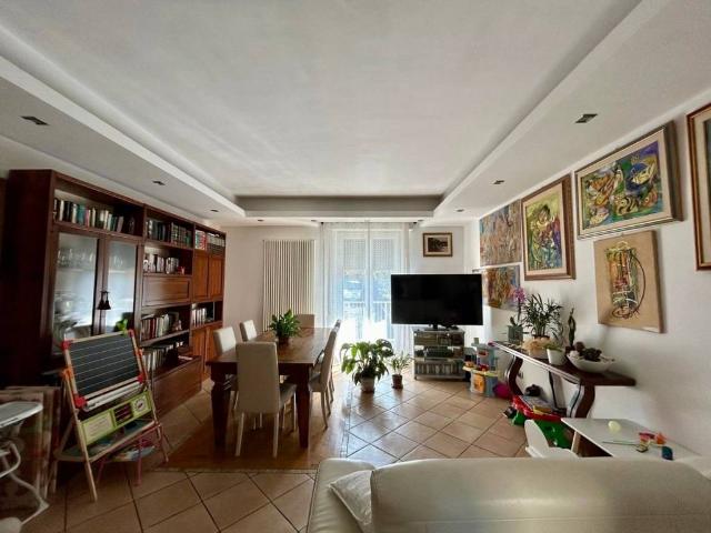 Appartamento in vendita a Ancona AN