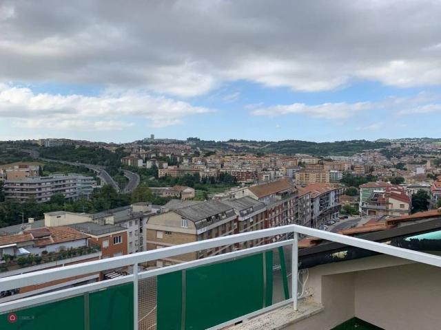 Appartamento in vendita a Ancona AN