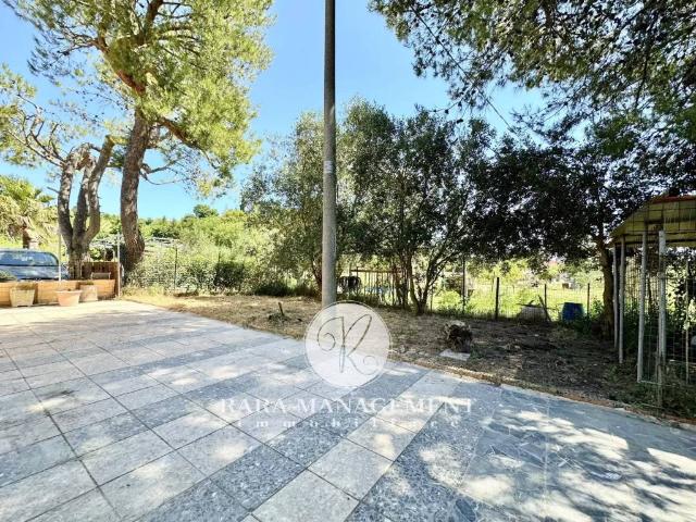 Appartamento in vendita a Ancona AN