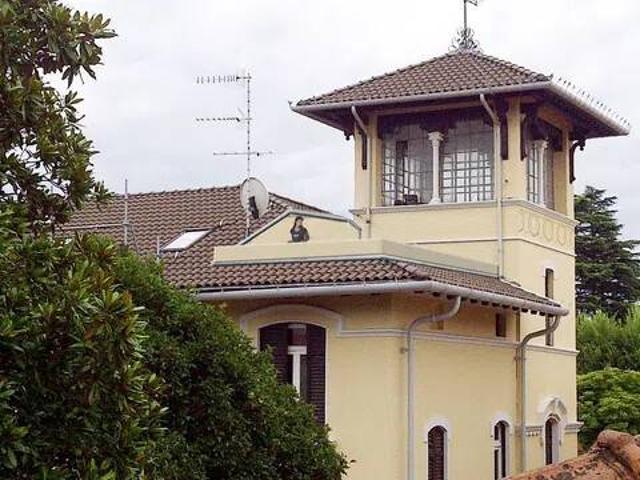 Appartamento in vendita a Angera VA