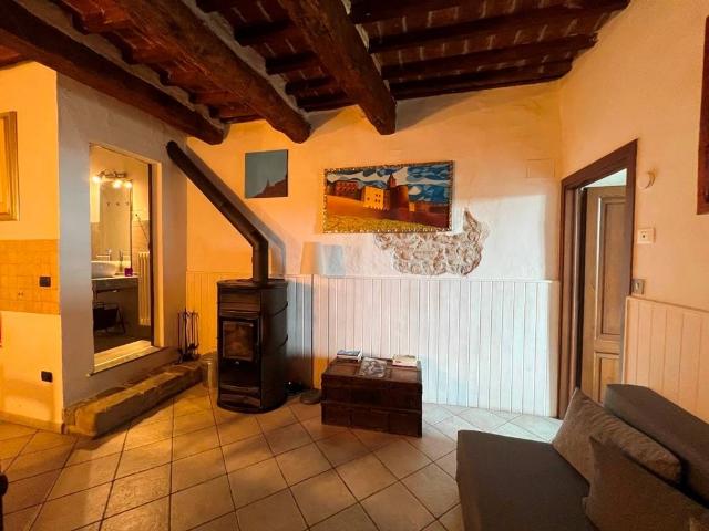 Appartamento in vendita a Anghiari AR