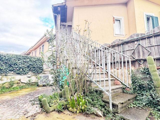 Appartamento in vendita a Anguillara Sabazia RM