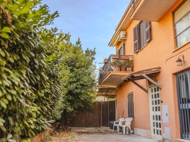 Appartamento in vendita a Anguillara Sabazia RM