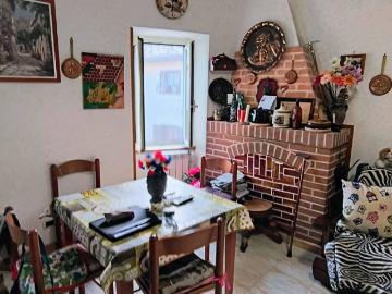 Appartamento in vendita a Anticoli Corrado RM