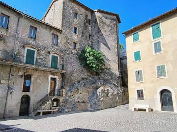 Appartamento in vendita a Anticoli Corrado RM