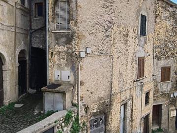 Appartamento in vendita a Anticoli Corrado RM