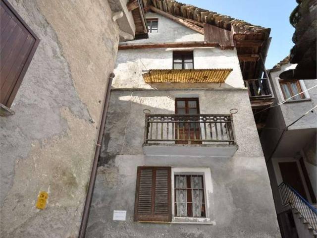 Casa indipendente in vendita a Antrona Schieranco VB