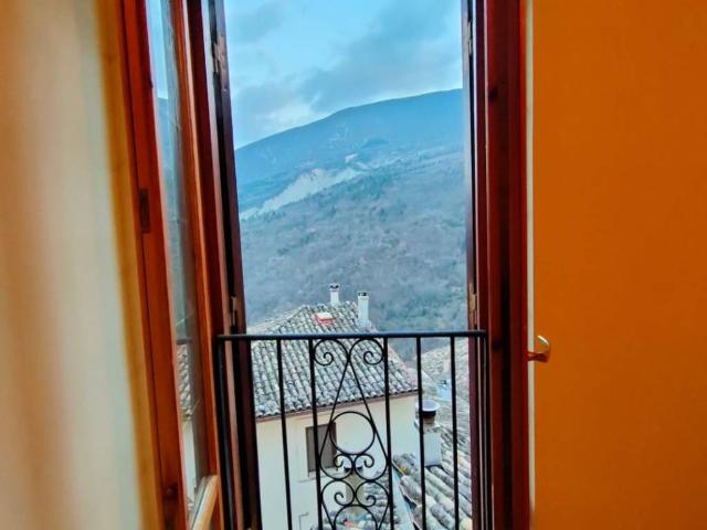 Appartamento in vendita a Anversa degli Abruzzi AQ