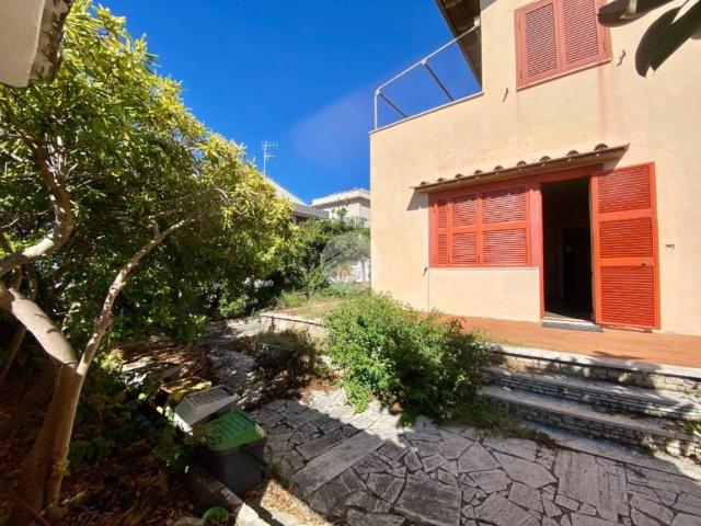 Appartamento in vendita a Anzio RM