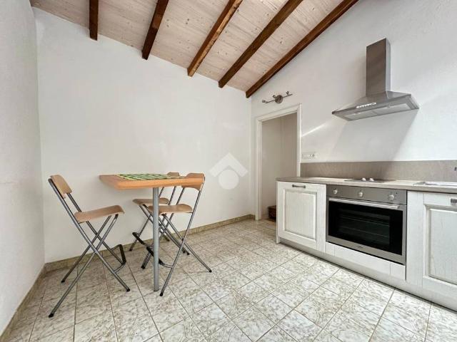 Appartamento in vendita a Apricale IM