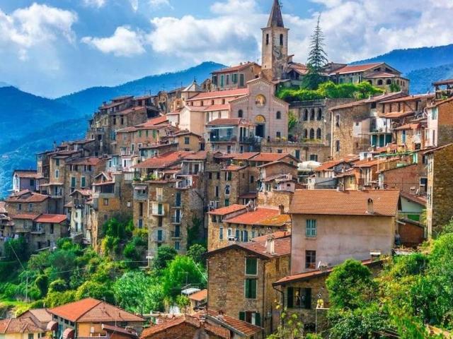 Appartamento in vendita a Apricale IM