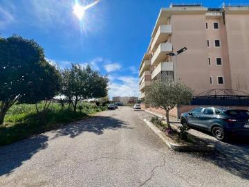 Aprilia, Latina Lazio - Balcone