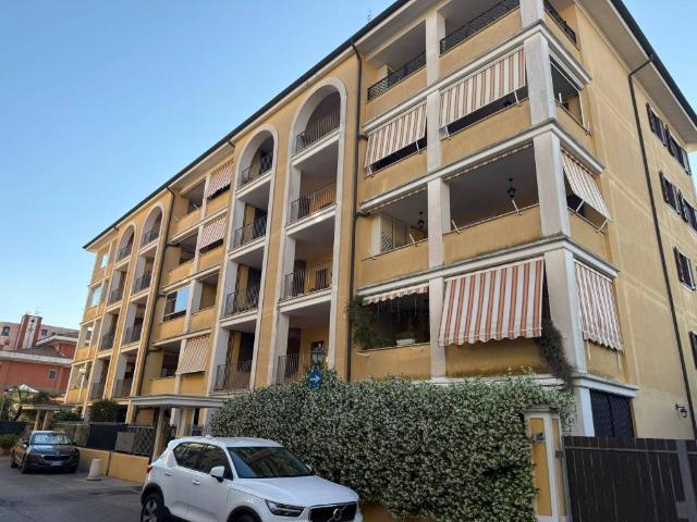 Appartamento in vendita a Aprilia LT