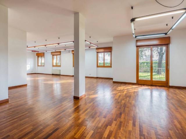 Appartamento in vendita a Arcore MB