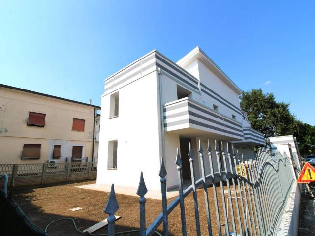 Appartamento in vendita a Arcore MB