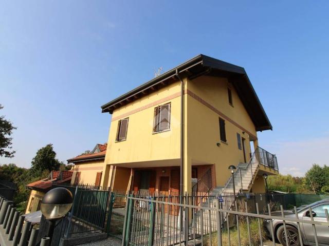 Appartamento in vendita a Arcore MB