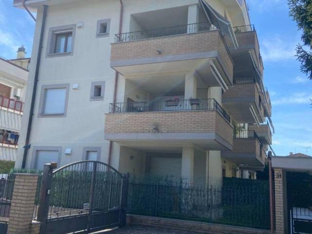 Appartamento in vendita a Arcore MB