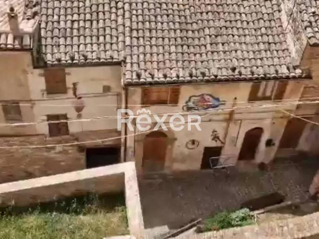 Appartamento in vendita a Arcevia AN