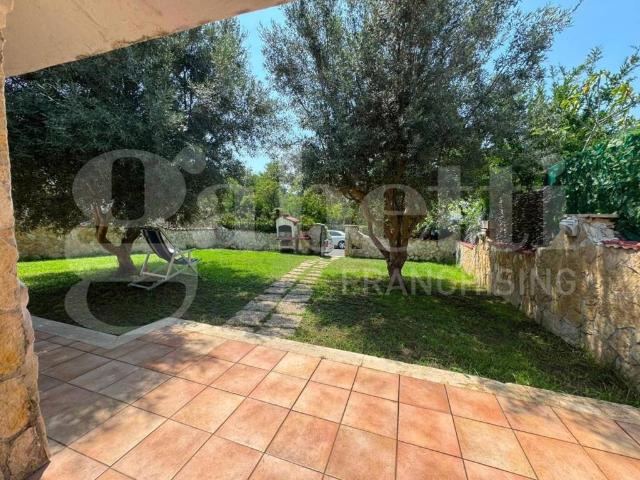 Appartamento in vendita a Ardea RM