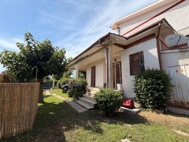 Appartamento in vendita a Ardea RM
