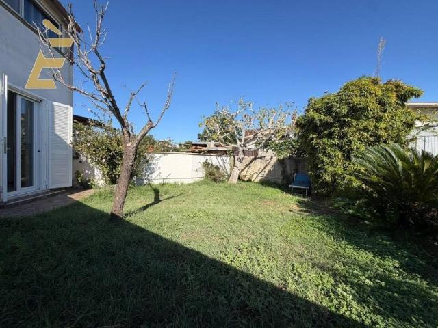 Appartamento in vendita a Ardea RM