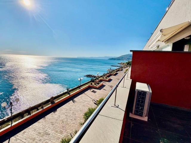 Appartamento in vendita a Arenzano GE