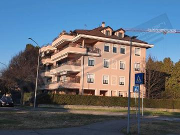 Appartamento in vendita a Arese MI