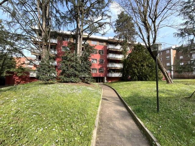 Appartamento in vendita a Arese MI