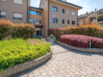 Appartamento in vendita a Arese MI