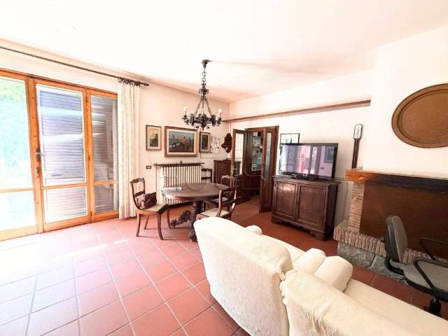 Casa indipendente in vendita a Arezzo AR