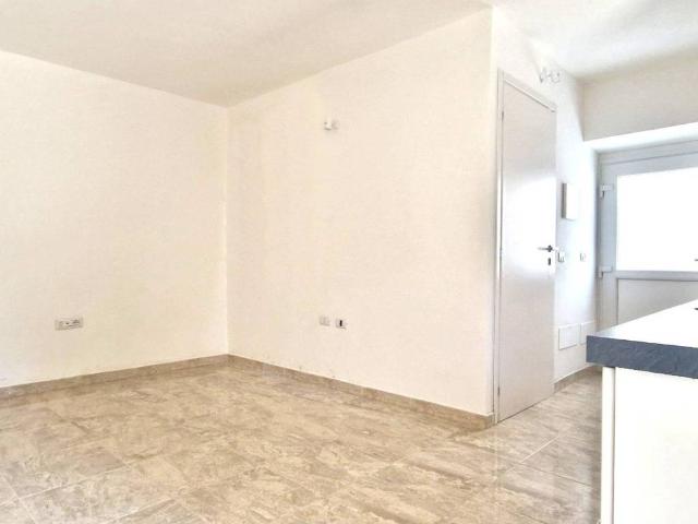 Appartamento in vendita a Arona NO