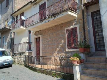 Appartamento in vendita a Arlena di Castro VT