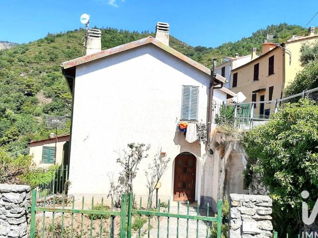 Appartamento in vendita a Arnasco SV