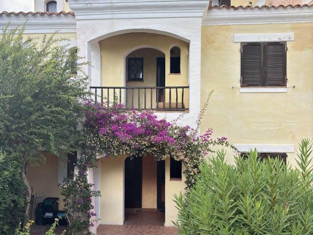 Appartamento in vendita a Arzachena
