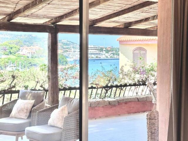 Appartamento in vendita a Arzachena OT