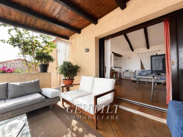 Appartamento in vendita a Arzachena OT
