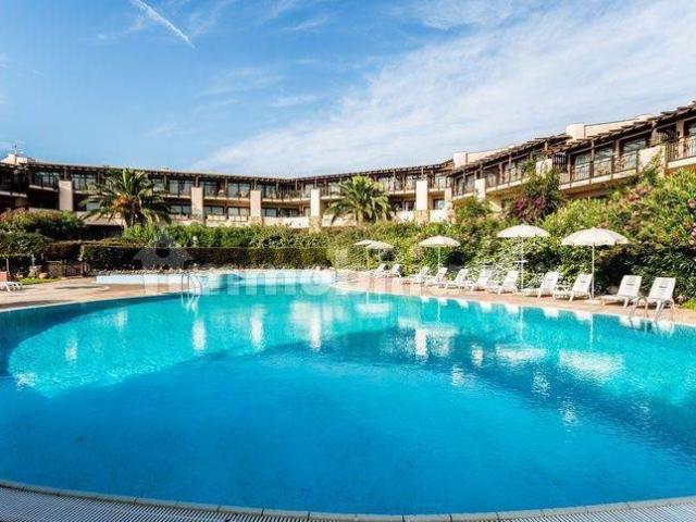 Appartamento in vendita a Arzachena OT