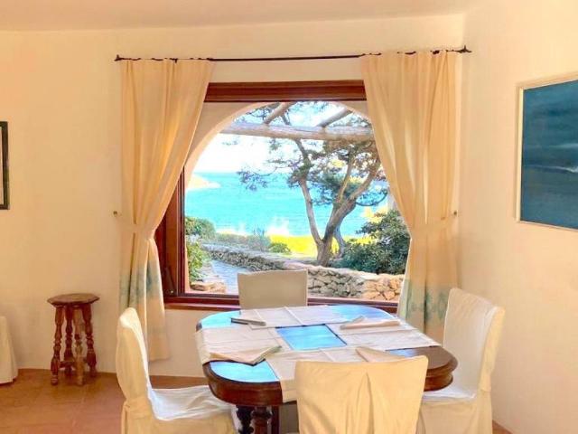 Appartamento in vendita a Arzachena OT