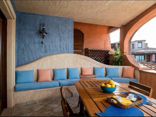 Appartamento in vendita a Arzachena OT
