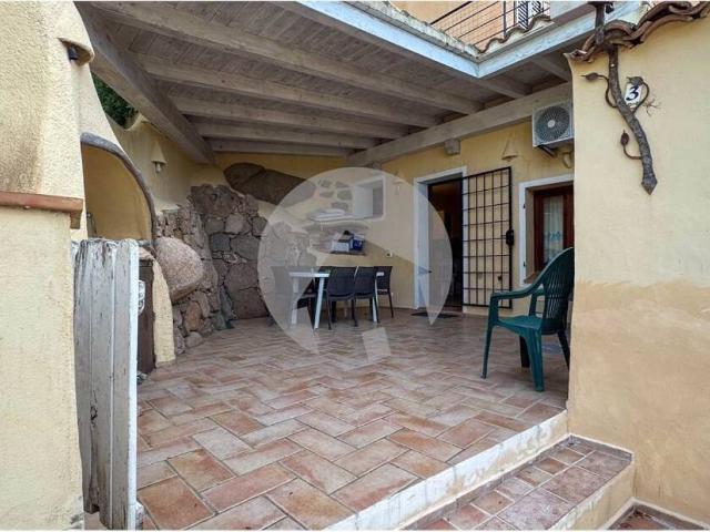 Appartamento in vendita a Arzachena OT