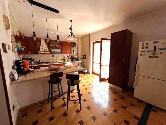 Appartamento in vendita a Arzano NA
