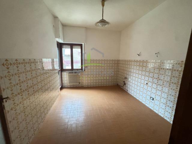 Appartamento in vendita a Ascoli Piceno, Campo Parignano