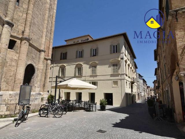 Appartamento in vendita a Ascoli Piceno, Centro Storico