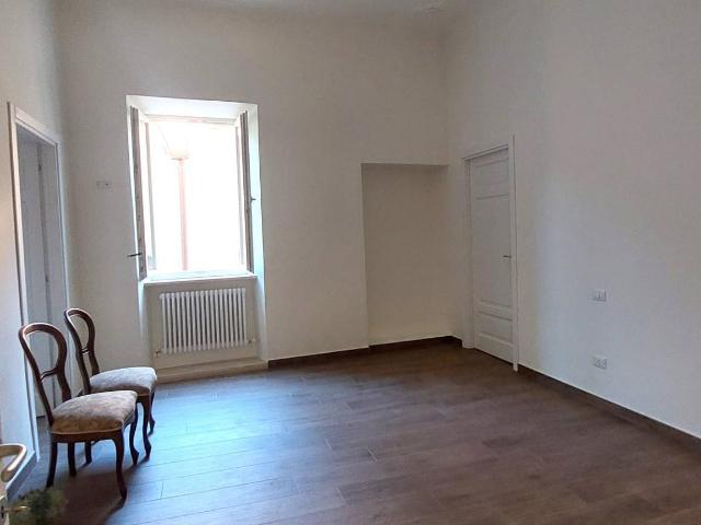 Appartamento in vendita a Ascoli Piceno, Centro Storico