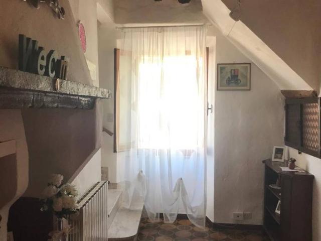 Appartamento in vendita a Asciano SI