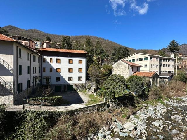 Appartamento in vendita a Asso CO