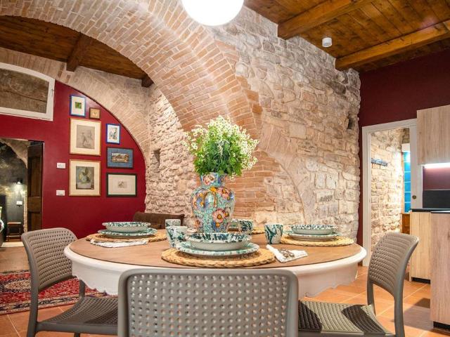 Appartamento in vendita a Assisi PG