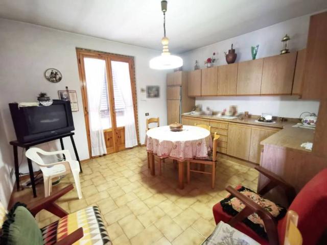 Appartamento in vendita a Bucine AR