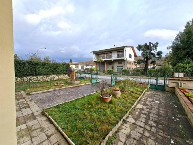 Appartamento in vendita a Bucine AR