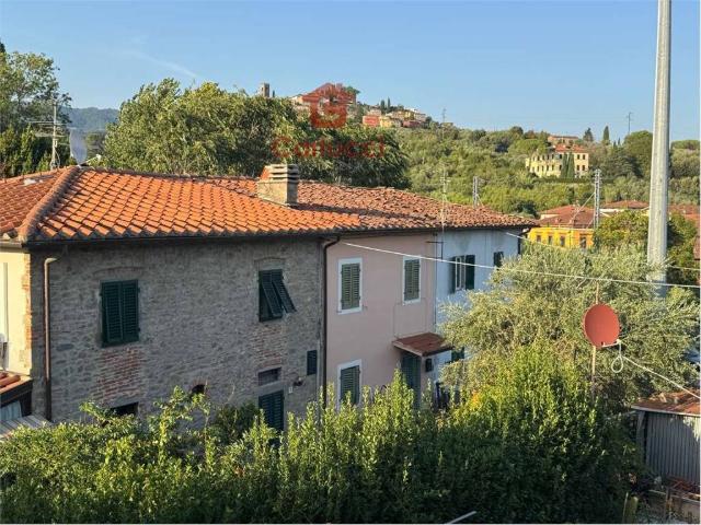 Appartamento in vendita a Buggiano PT
